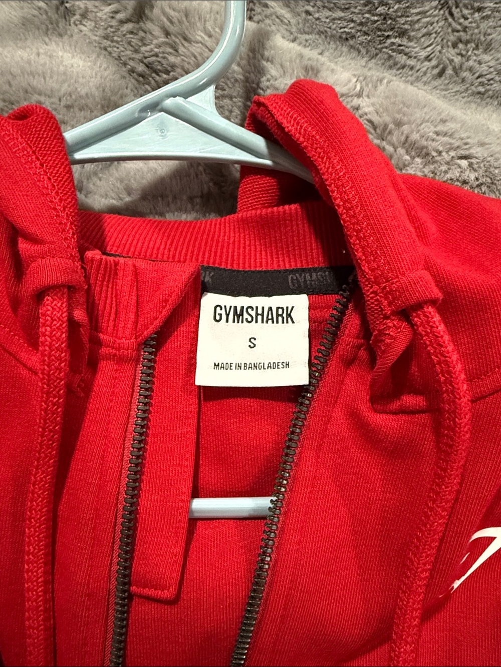 Gymshark Red Cropped Zip Hoodie with Logo - Picture 2 of 3